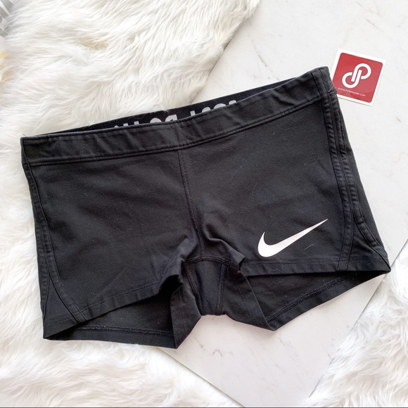Nike Pants - Nike • Mini Under Shorts